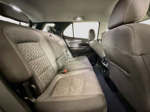 Used 2020 Chevrolet Equinox LT FWD image 27