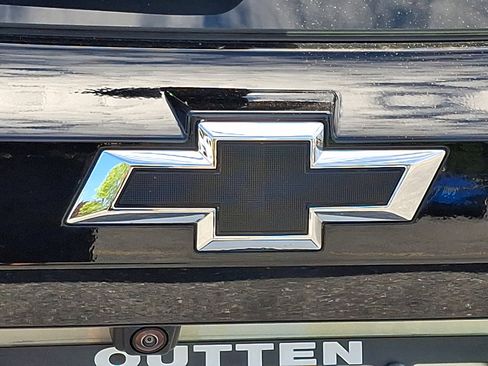 Used 2023 Chevrolet Bolt LT FWD image 29