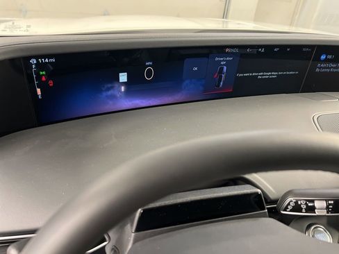 New 2026 Lincoln Nautilus Reserve image 24