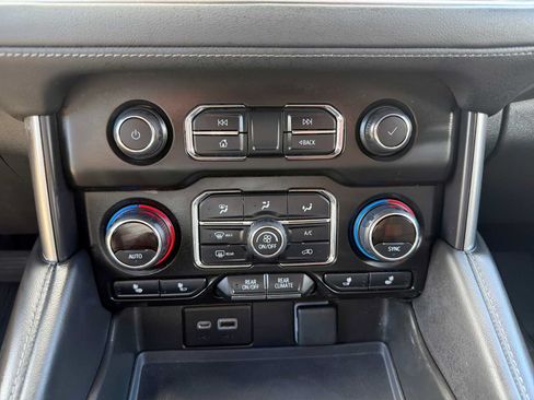 Used 2021 Chevrolet Tahoe LT AWD/4WD image 26