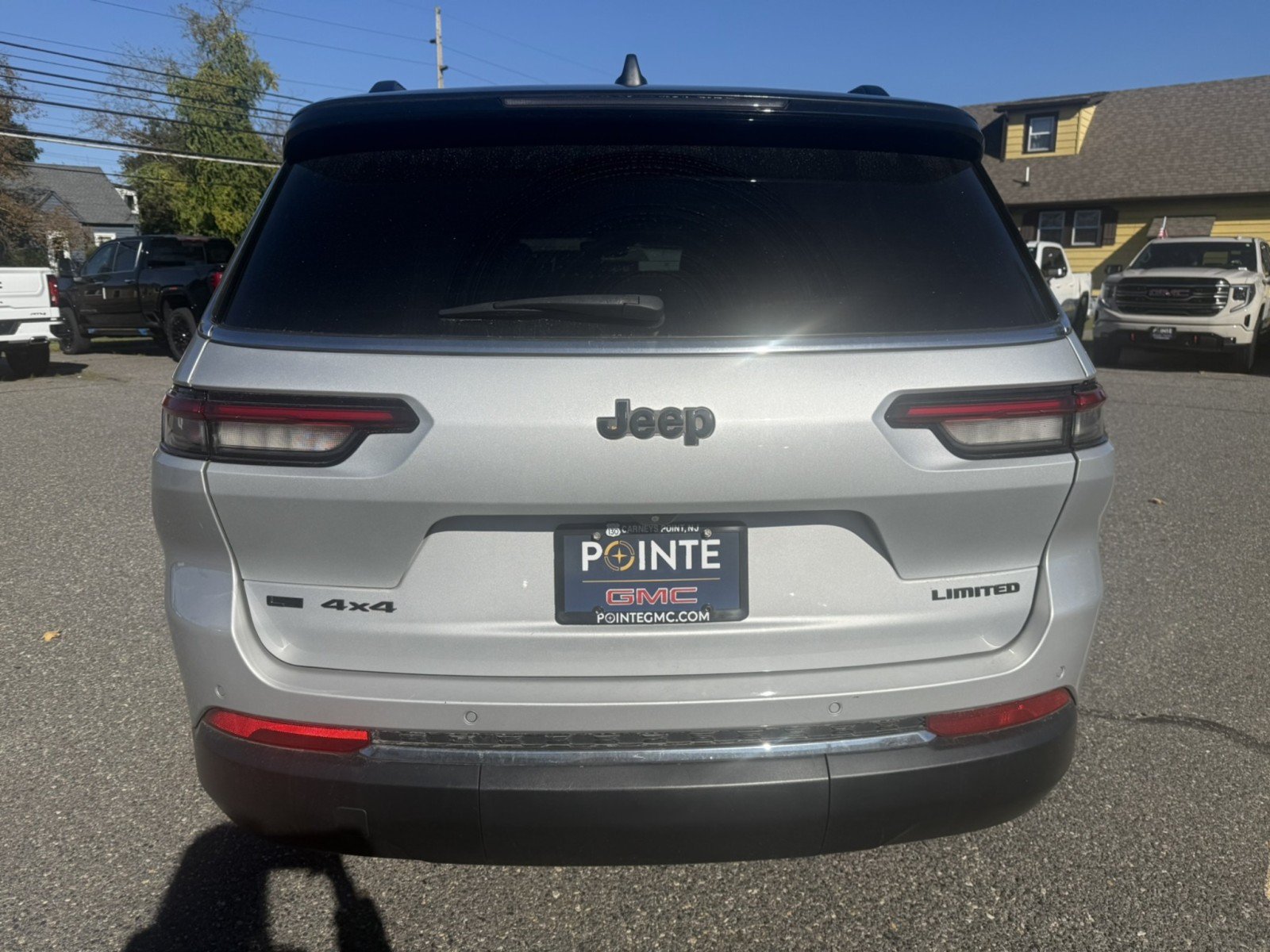 Used 2021 Jeep Grand Cherokee L Limited AWD/4WD image 4