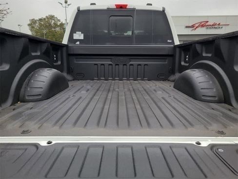 New 2026 Ford F250 Platinum image 15