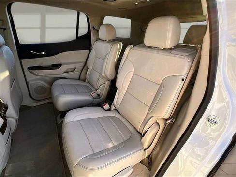 Used 2023 GMC Acadia Denali w/ Denali Ultimate Package image 26