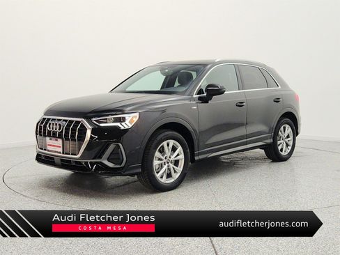 Used 2024 Audi Q3 2.0T Premium Plus w/ Premium Plus Package AWD/4WD image 1