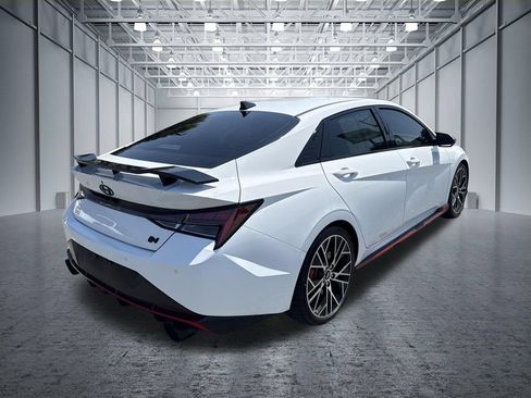 Used 2022 Hyundai Elantra N FWD image 5