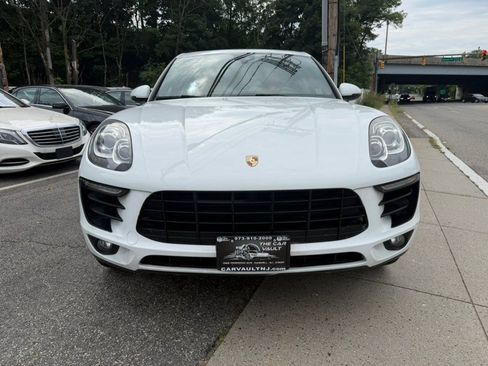 Used 2018 Porsche Macan AWD/4WD image 14