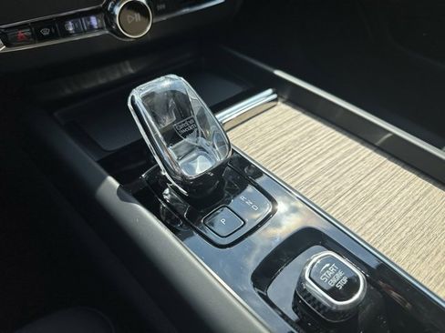 New 2026 Volvo XC60 B5 Plus w/ Protection Package Premier image 14