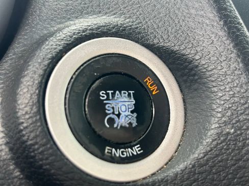 Used 2013 Dodge Journey Crew w/ Flexible Seating Group FWD image 22