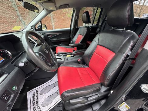 Used 2018 Honda Ridgeline Sport image 7