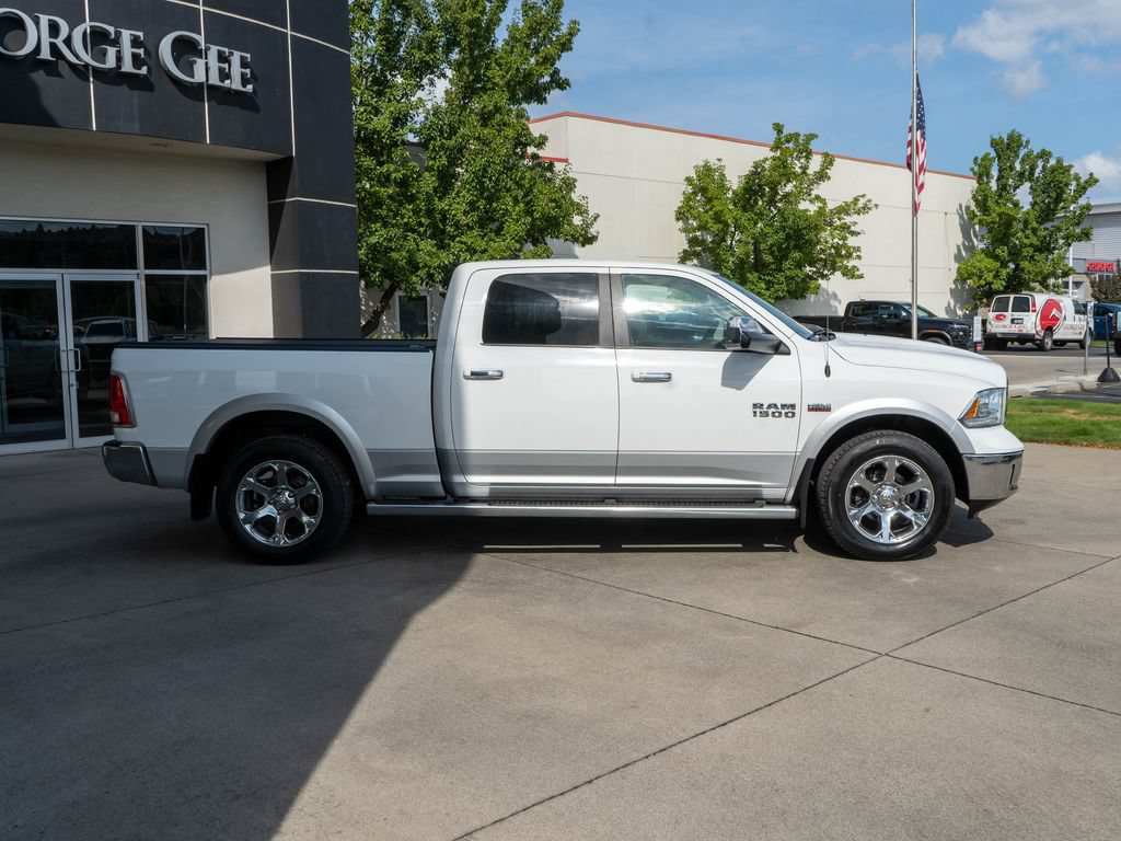 Used 2015 RAM 1500 Laramie w/ Convenience Group AWD/4WD image 8