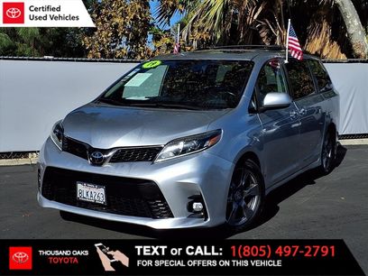 Certified 2019 Toyota Sienna SE Premium