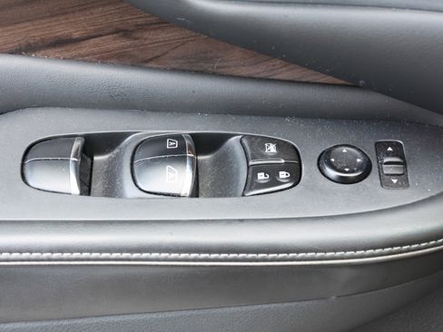 Used 2020 Nissan Murano Platinum w/ Cargo Package image 14