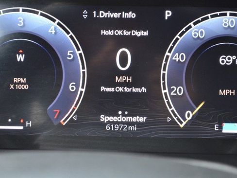 Used 2023 Jeep Grand Cherokee L Laredo image 23