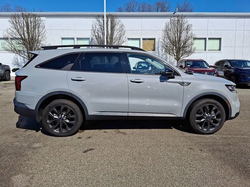Used 2022 Kia Sorento X-Line EX image 9