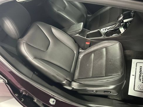 Used 2020 Buick Encore GX Essence FWD image 23