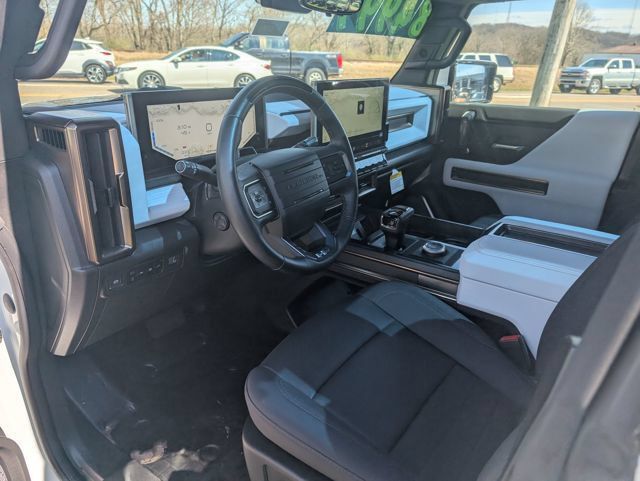 New 2024 GMC Hummer EV 2X w/ Extreme Off-Road Package AWD/4WD image 12