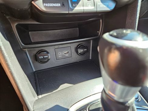 Used 2018 Hyundai Kona SEL AWD/4WD image 24