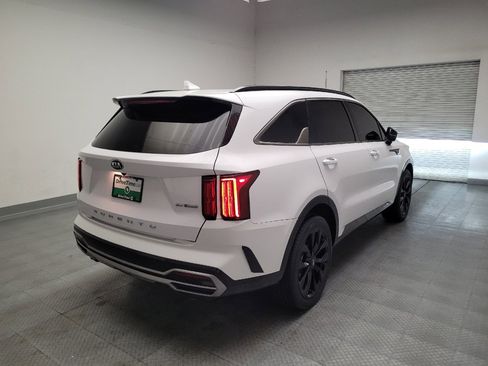 Used 2021 Kia Sorento SX FWD image 9