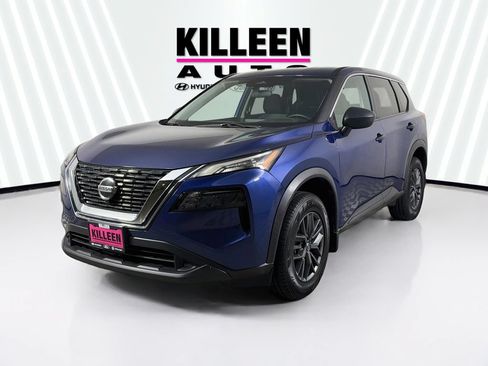 Used 2021 Nissan Rogue S FWD image 3