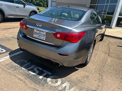 Used 2015 INFINITI Q50 Premium w/ Navigation Package RWD image 16