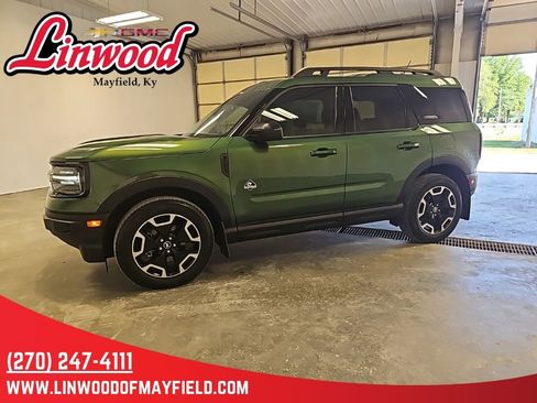 Used 2023 Ford Bronco Sport Outer Banks w/ Tech Package AWD/4WD image 5