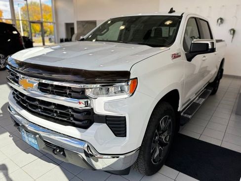 Used 2022 Chevrolet Silverado 1500 LT image 33