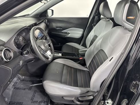 Used 2024 Nissan Kicks SR w/ SR Premium Package FWD image 17