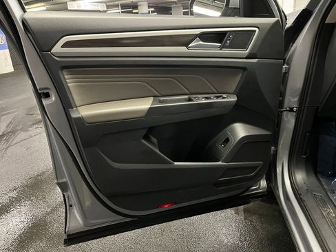 Certified 2022 Volkswagen Atlas SE AWD/4WD image 18