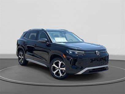 New 2025 Volkswagen Tiguan SE