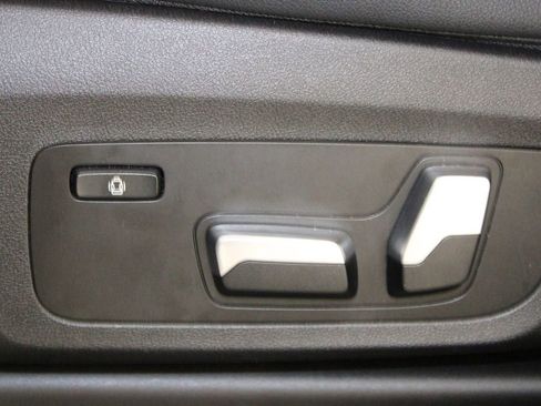 Used 2019 BMW X3 sDrive30i w/ Driving Assistance Package image 19