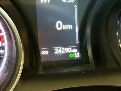 Used 2024 Toyota Camry SE image 8