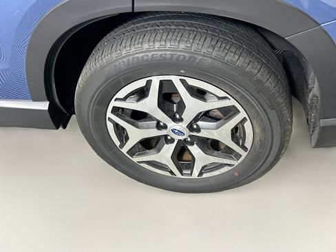 Used 2022 Subaru Forester Premium AWD/4WD image 11