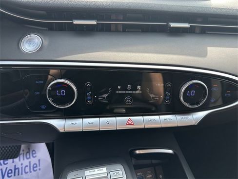 Used 2022 Genesis GV70 2.5T w/ Select Package image 23