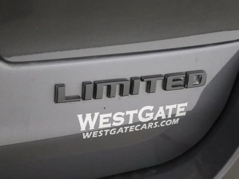 Used 2024 Jeep Grand Cherokee L Limited w/ Black Appearance Package AWD/4WD image 55