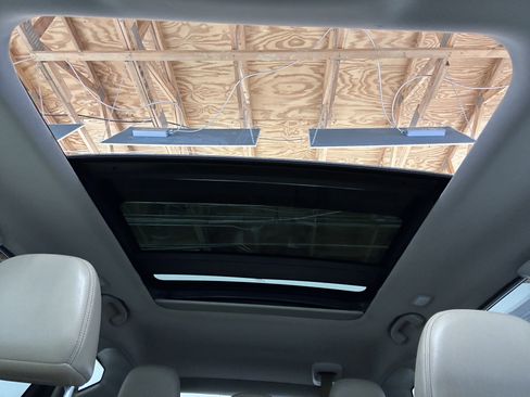 Used 2018 Nissan Murano Platinum image 54