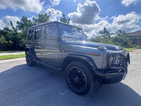 Used 2025 Mercedes-Benz G 550 image 12