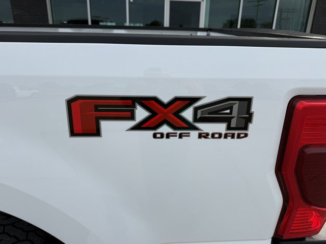 Used 2022 Ford F250 XLT w/ FX4 Off-Road Package AWD/4WD image 15