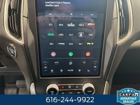 Used 2023 Ford Edge SEL w/ Convenience Package AWD/4WD image 3
