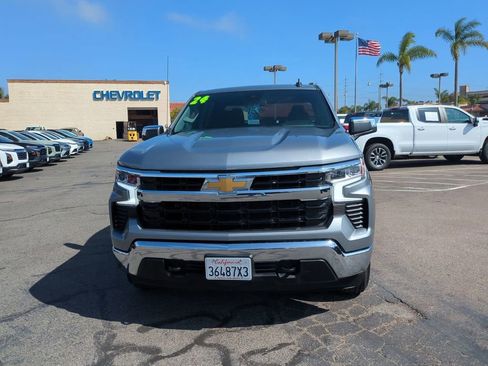 Used 2024 Chevrolet Silverado 1500 LT image 3