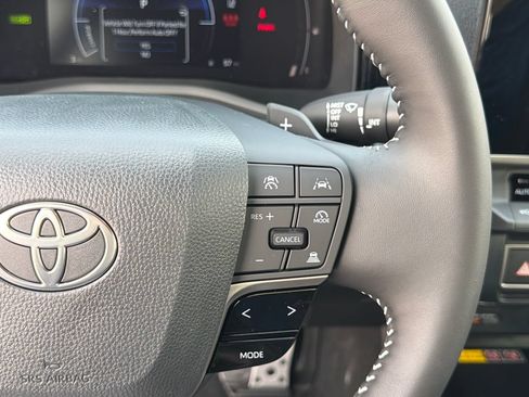 New 2026 Toyota Camry SE FWD image 22
