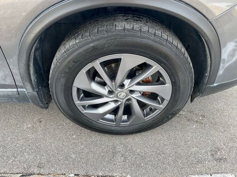 Used 2016 Nissan Rogue SL w/ SL Premium Package image 11