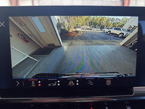 New 2026 Chevrolet Silverado 1500 LTZ w/ LTZ Premium Package image 18