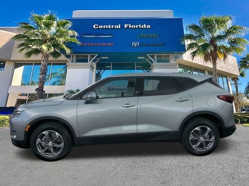 Used 2025 Chevrolet Blazer LT AWD/4WD image 8