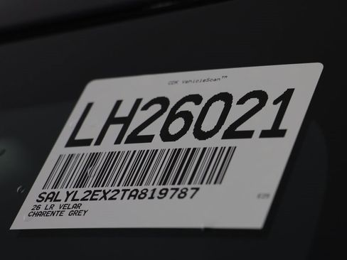 New 2026 Land Rover Range Rover Velar Dynamic SE image 25