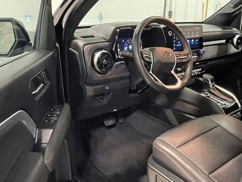 Used 2023 Chevrolet Colorado Z71 w/ Z71 Convenience Package 2 image 19