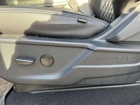 Used 2024 Ford F250 XLT w/ Black Appearance Package image 12