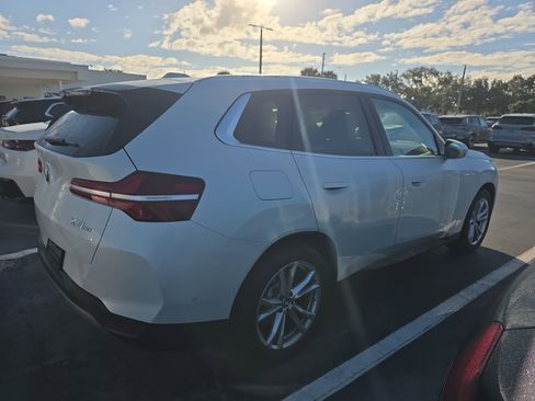 Used 2025 BMW X3 xDrive30i w/ Premium Package image 3