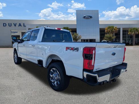 New 2025 Ford F250 Lariat w/ Lariat Ultimate Package image 5