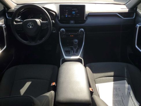 Used 2025 Toyota RAV4 XLE FWD image 14