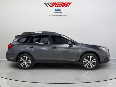 Used 2019 Subaru Outback 2.5i Limited image 11